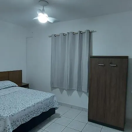 Casa De Hospedes Em Parque Pinheiros - Sem Garagem Taboao da Serra Exterior photo